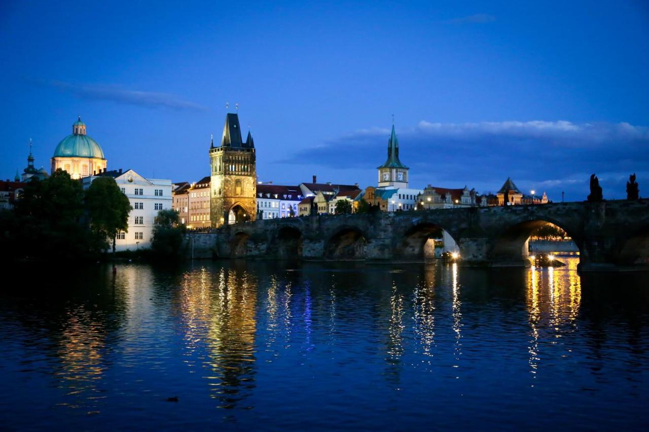 Questenberg Hotel Прага Экстерьер фото