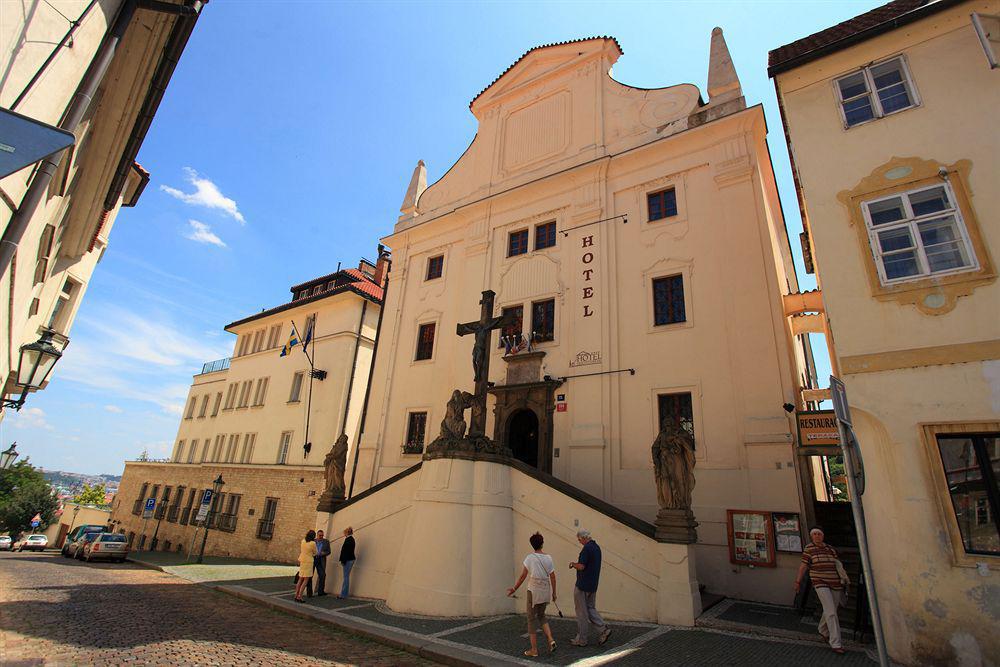 Questenberg Hotel Прага Экстерьер фото